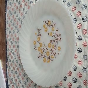 Termocrisa milk glass autumn flowers dinner plate